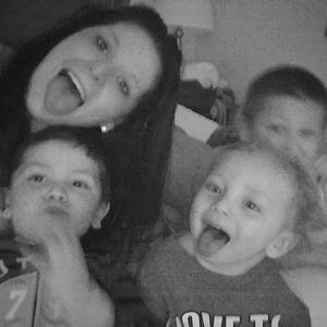 Meet your Posher, Charish